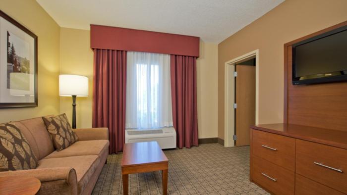 Russell Inn And Suites Starkville Esterno foto