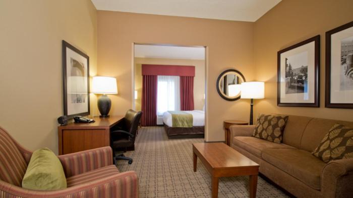 Russell Inn And Suites Starkville Esterno foto