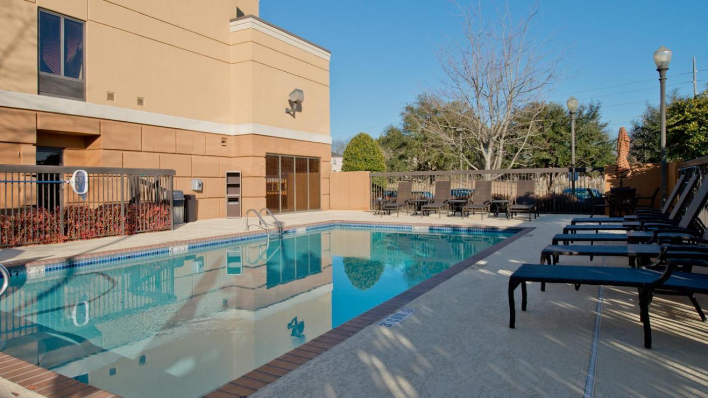 Russell Inn And Suites Starkville Esterno foto